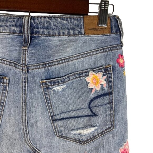 American Eagle Womens Embroidered Floral Denim Mini Skirt Size 2 Festival Boho - Picture 12 of 15